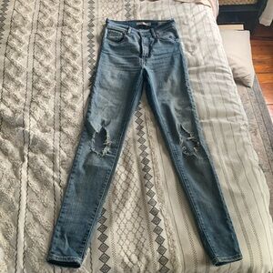Levi’s Mile High Skinny ripped knees